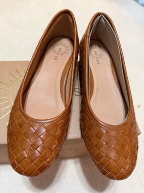 Brioso Mera Leather Woven Ballet Flat - Cinnamon size 9 NIB
